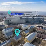 Revalia T1 Airport-Bus Station Studio